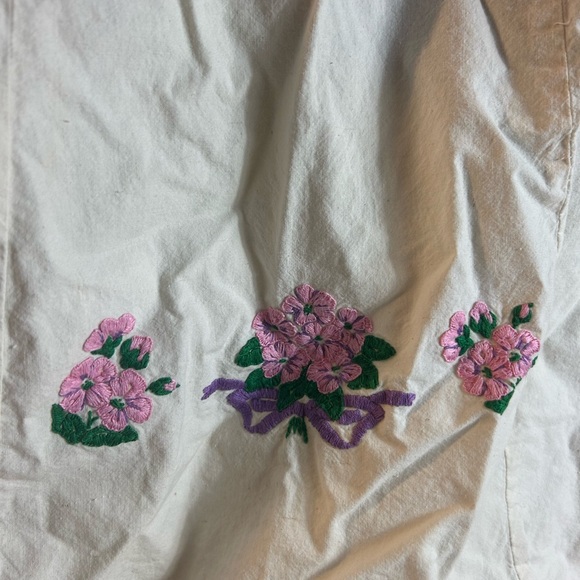 Vintage Half Apron Embroidered Flowers Pockets Pink Trim M-XL Butterfly Tie Back - Picture 6 of 6
